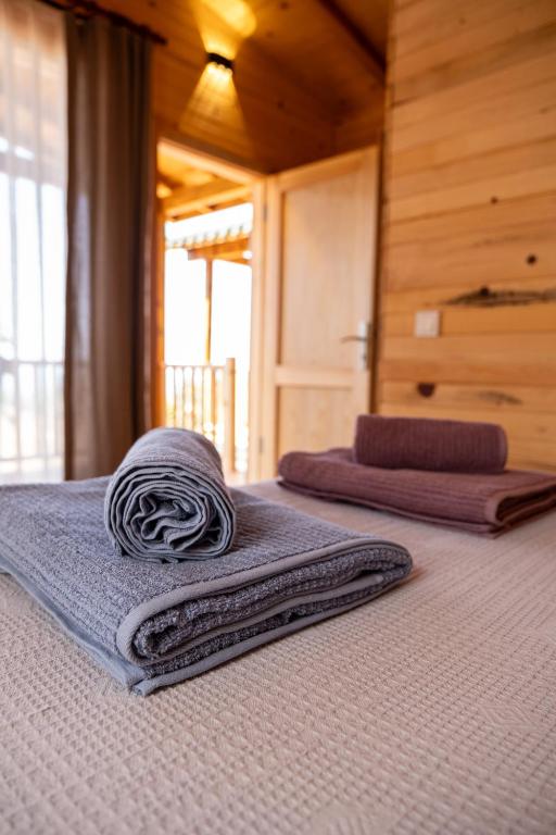 هتل گوت بنگالو اند کمپینگ - Goat Bungalow and Camping