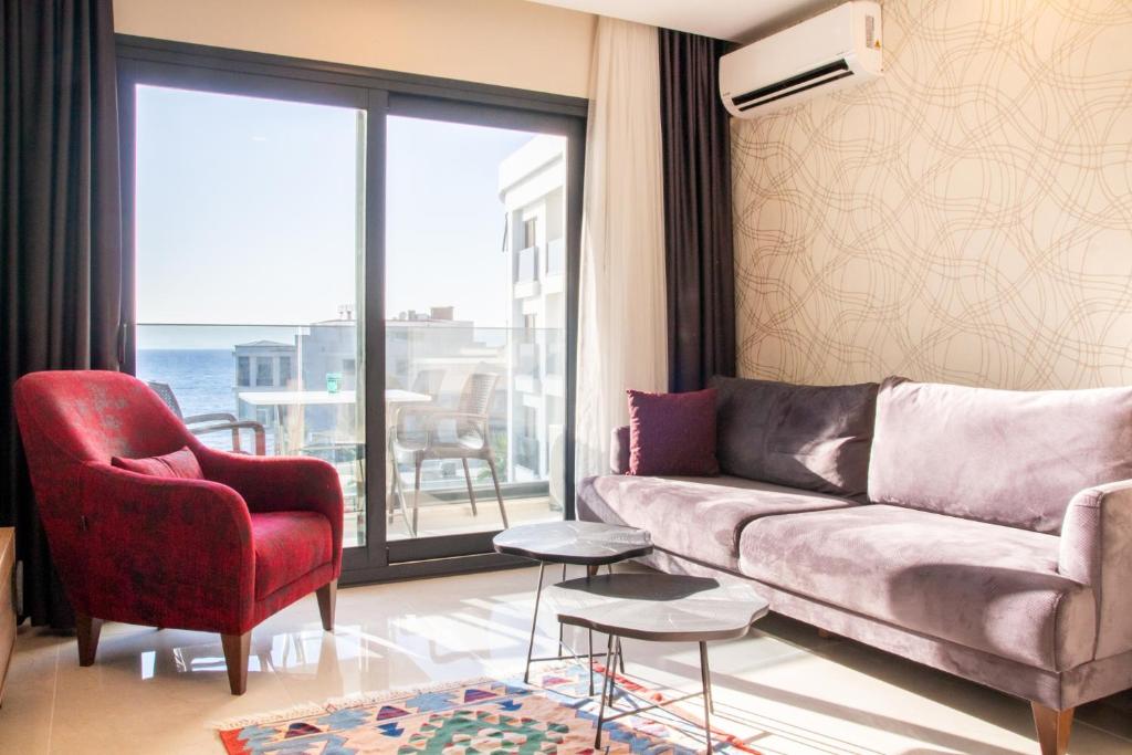 هتل سی ویو فلت و پول 1 مین تو بیچ این کشاراداسی - Sea View Flat w Pool 1 min to Beach in Kusadasi