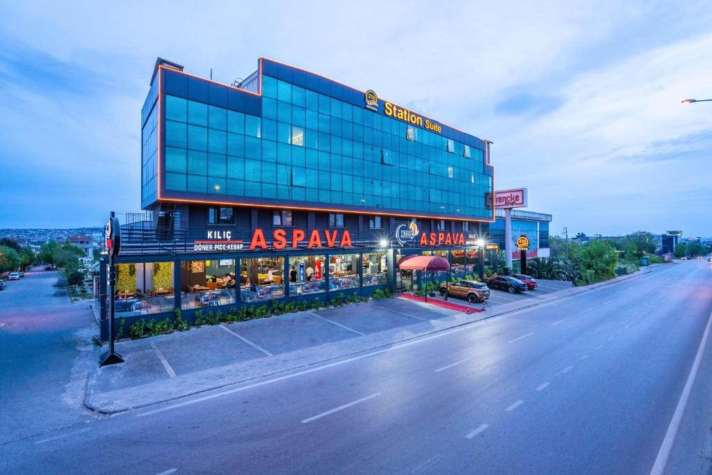 هتل 216 استیشن سوئیت گبزه - 216 Station Suite Gebze