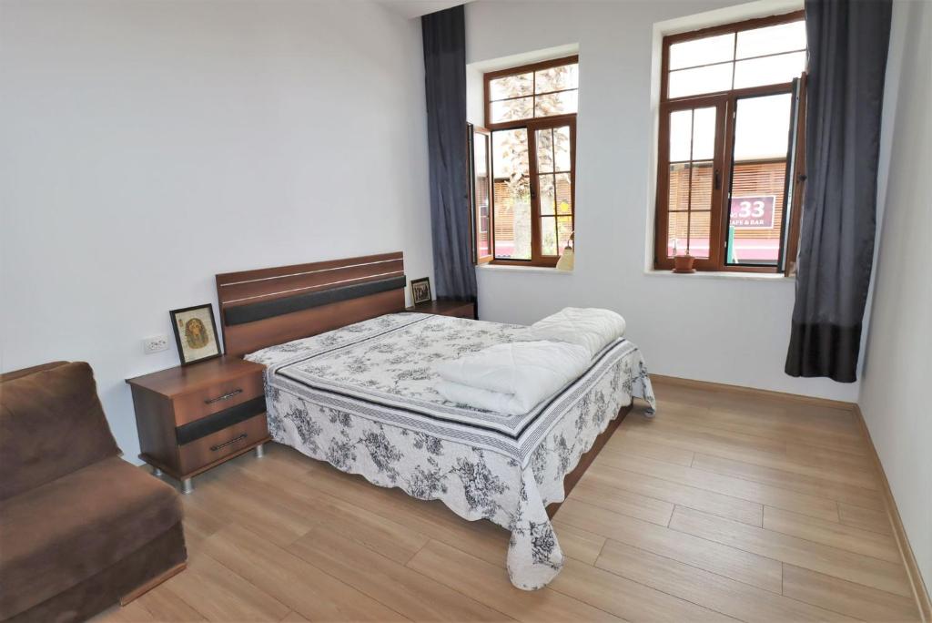هتل فاین وُهونگ میتن ایم زنتروسم - Feine Wohnung mitten im Zentrum