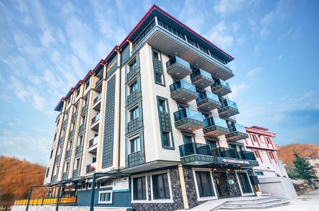 او اف اوزون گل آپارت هتل OF UZUNGÖL APART OTEL