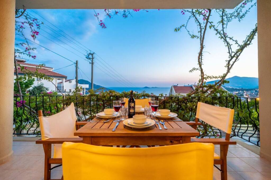 Azure Apartment with Sea view in Kalkan