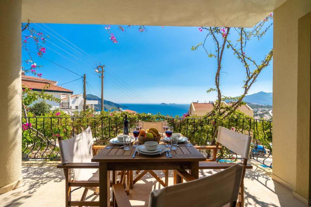 Azure Apartment with Sea view in Kalkan