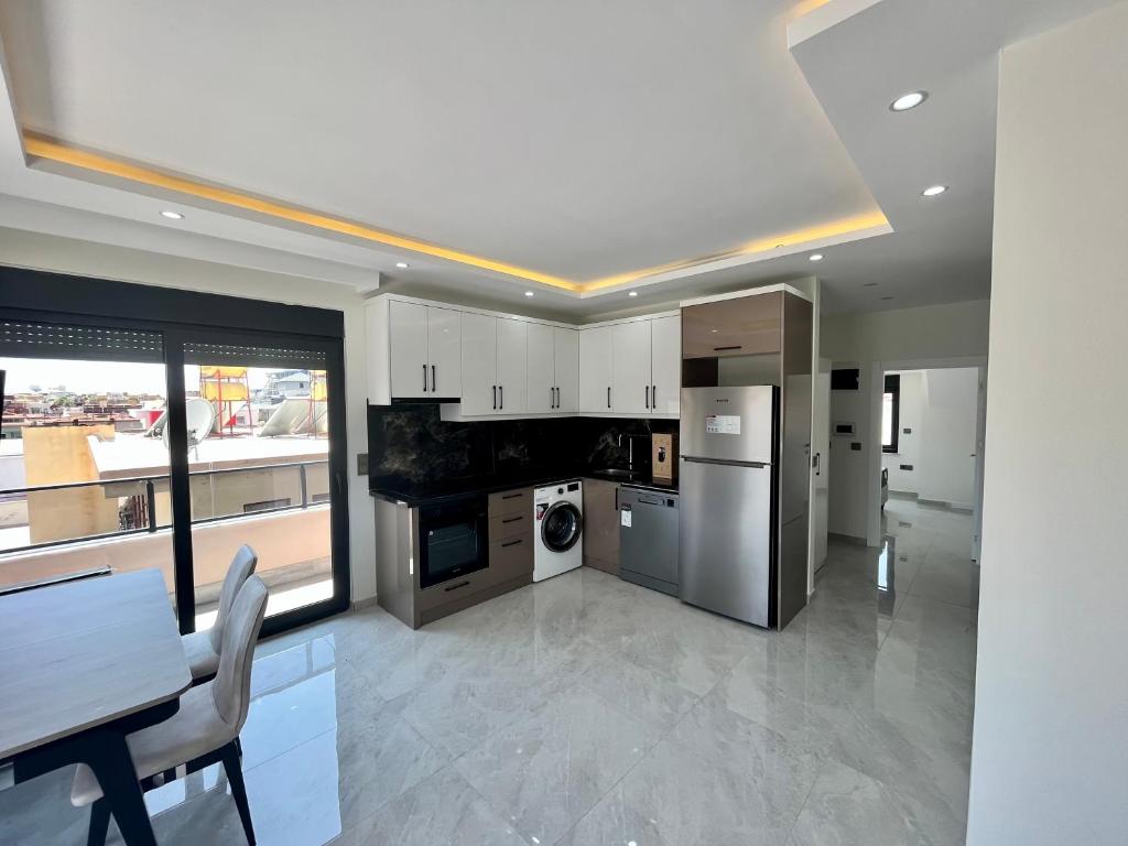 هتل نیو آپارتمان بای کلاپاترا New apartment by Cleopatra