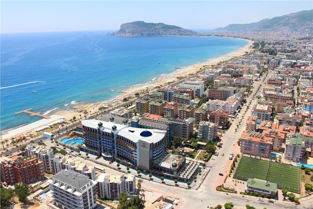 هتل فمیلی 2 بی دی فلت 150 متری تو د بیچ Family 2bd Flat 150m to the Beach