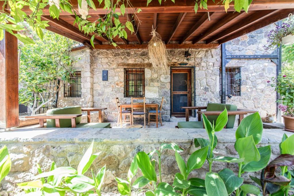 Chic Villa w Fireplace 3 min to Beach in Bodrum (Villa), Bitez (Turkey) Deals
