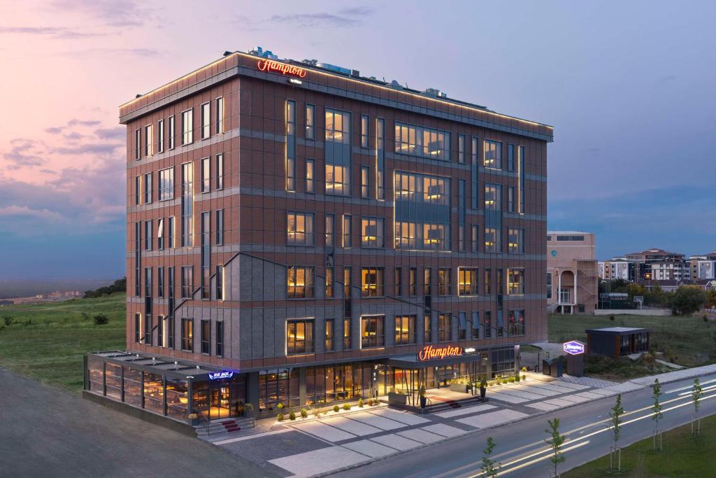 هتل همپتون بای هیلتون جرkezکوئی Hampton By Hilton Cerkezkoy