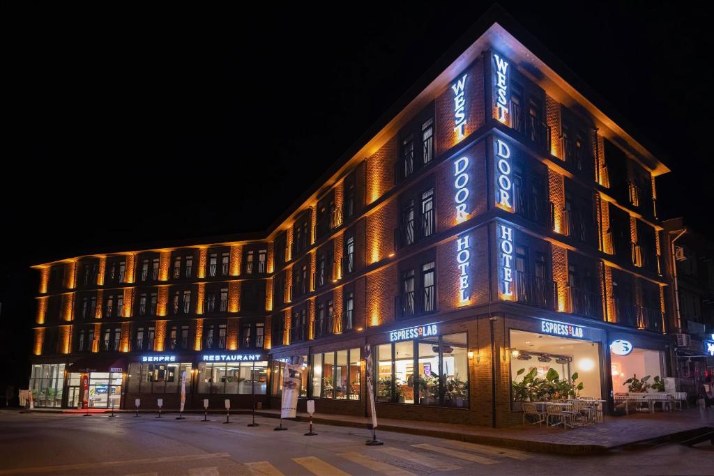 هتل WestDoor Hotel (Hotel), Edirne (Turkey) Deals