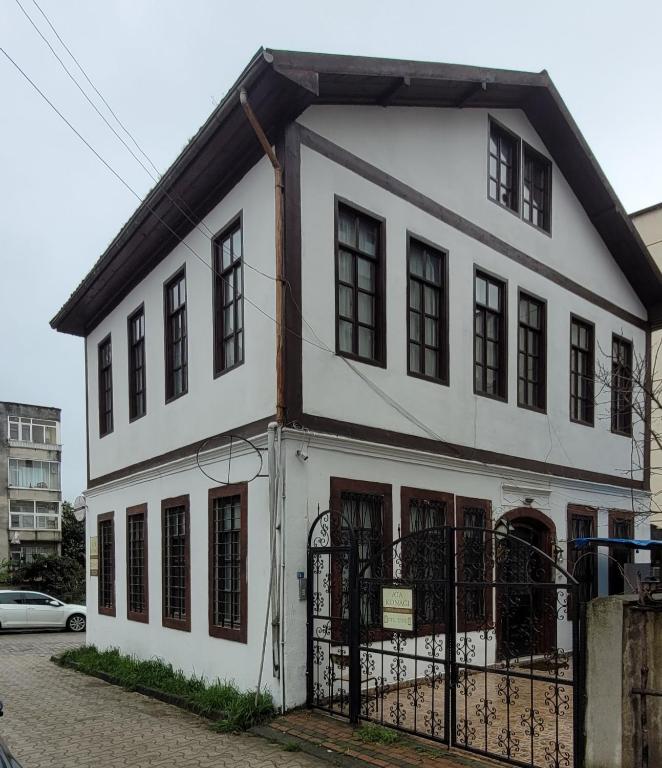 هتل اتا کوناğı اتومان منشن - Ata Konağı Ottoman Mansion