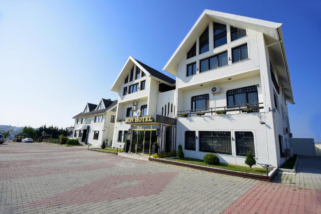 هتل بون گاردن سیتی Hotel Bon Garden City