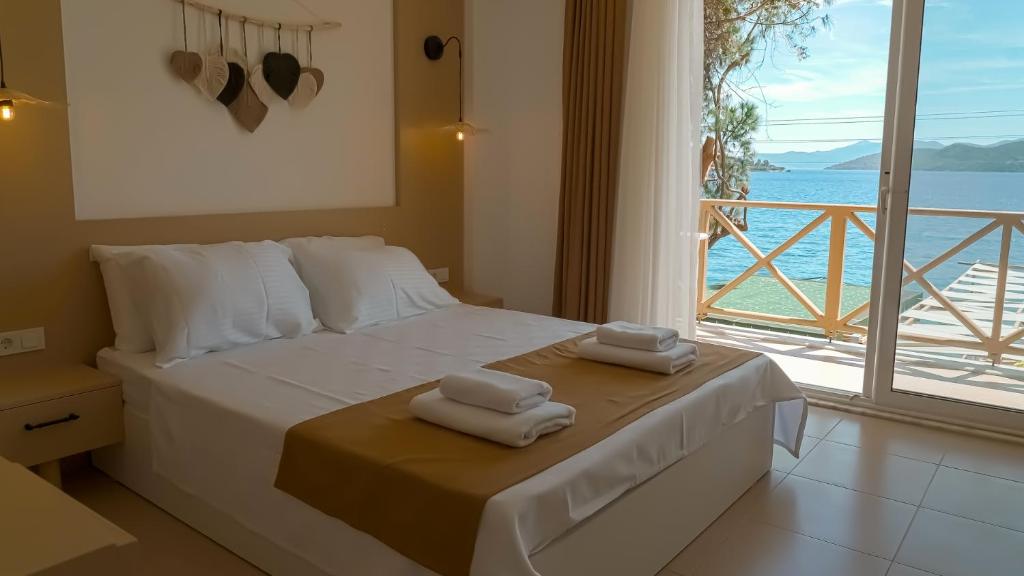 ایلیوس بوتیک هتل - İlios Butik Hotel