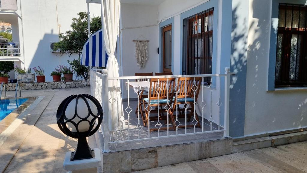 Kalkan Centre Bijou Home - Walk to town and beach