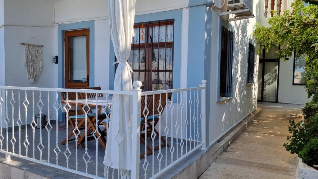 Kalkan Centre Bijou Home - Walk to town and beach