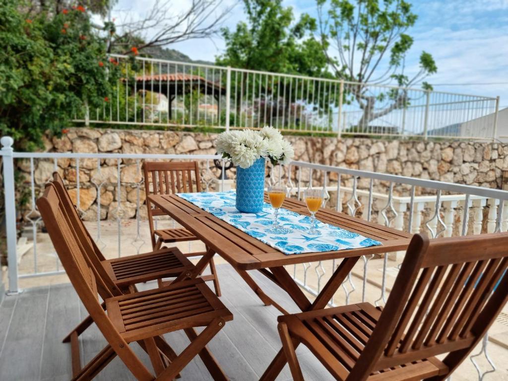 Kalkan Centre Bijou Home - Walk to town and beach