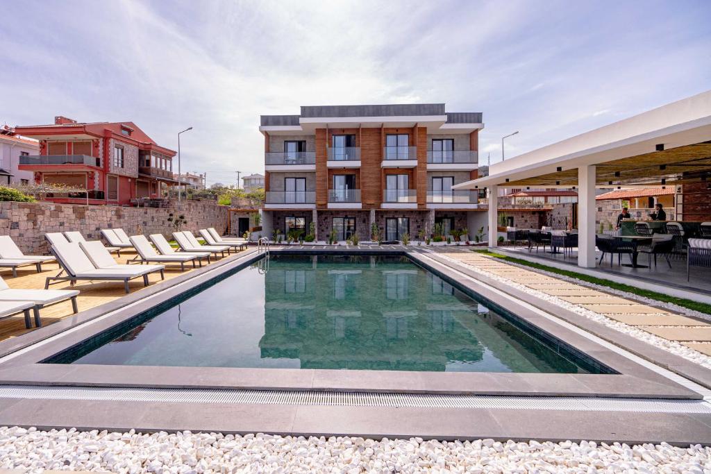 هتل Leone Cunda Edition Otel (Hotel), Ayvalık (Turkey) Deals