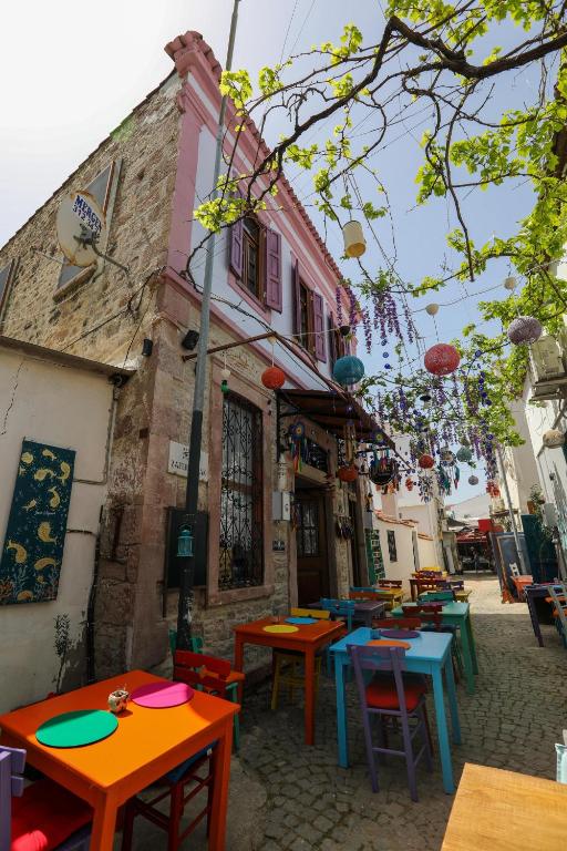 کوندا پرا هتل Cunda Pera Otel