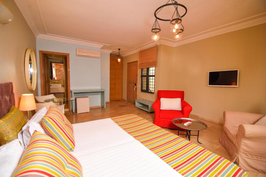 هتل مدرن فلت نیئر هادرینز گیت - Modern Flat near Hadrian's Gate