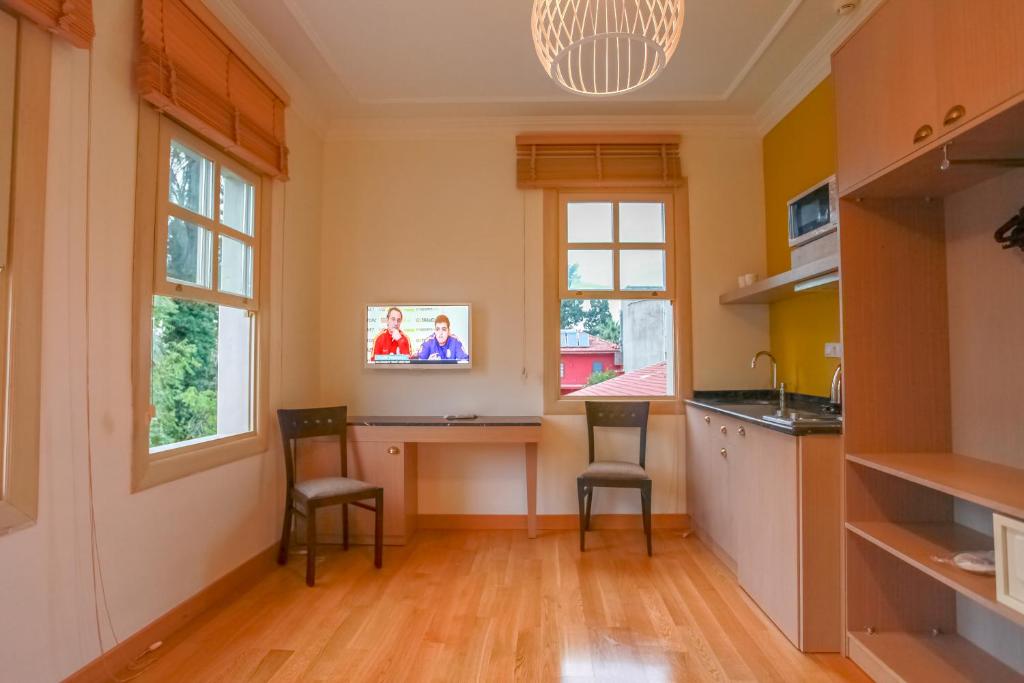 هتل اکسپشنال استودیو فلت نیر هادرینز گیت Exceptional Studio Flat near Hadrian's Gate