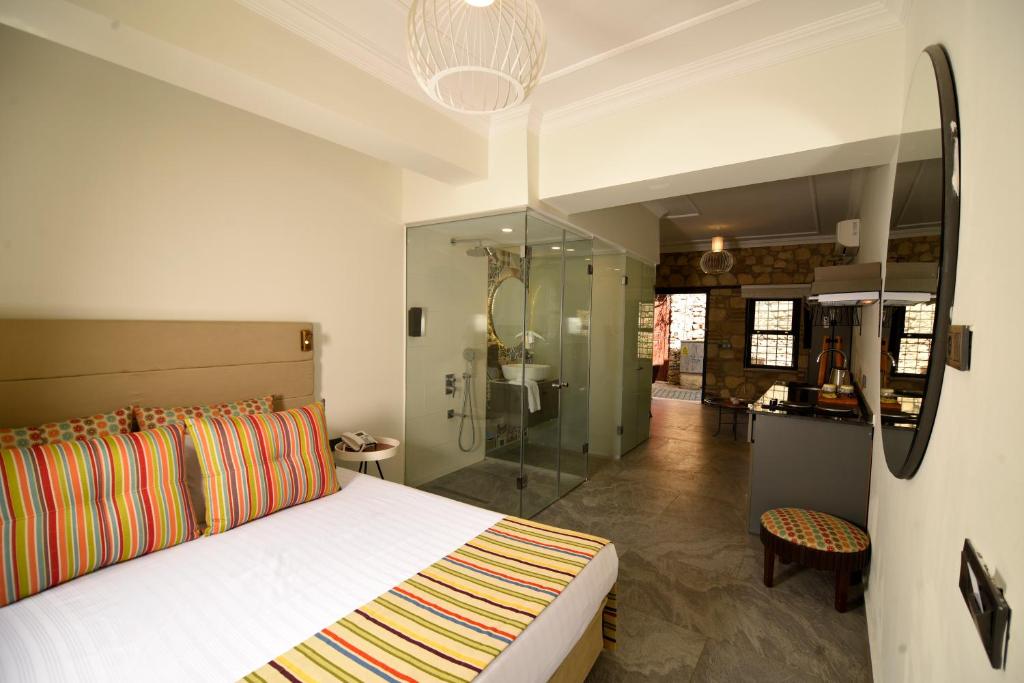 هتل وورم گاردن فلت ویت پتو نیئر هدری انز گیت - Warm Garden Flat with Patio near Hadrian's Gate