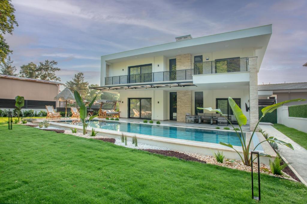 هتل انکلاو ویلا لاکچری، پول و نیچر در مارماریس - Enclave Villa Luxury,Pool and Nature at Marmaris