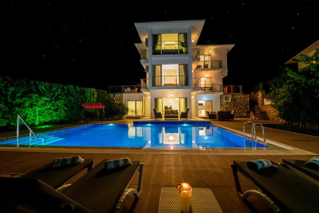 هتل ویلا فورتیونا اولودنیز ، 5 بدروم ، لارژ سوئیمینگ پول ، مدرن دیزاین - Villa Fortuna Oludeniz , 5 Bedroom, Large Swimming Pool, Modern Design