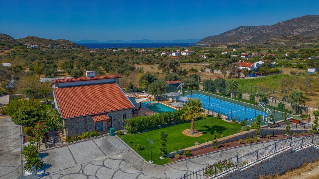 هتل ویلا نوودا میت تنیس und بسکتبالپلاتز - Villa Neveda mit Tennis und Basketballplatz