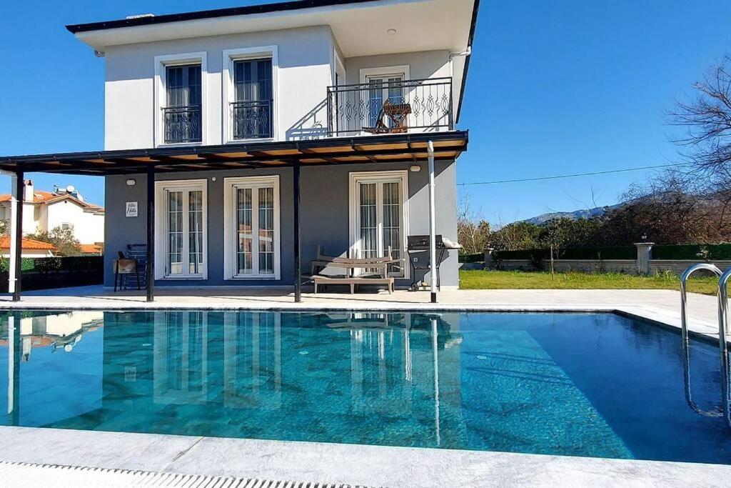 هتل دالیان سنترال 4BR پرایوت ویلا DalyanCentral 4BR Private Villa