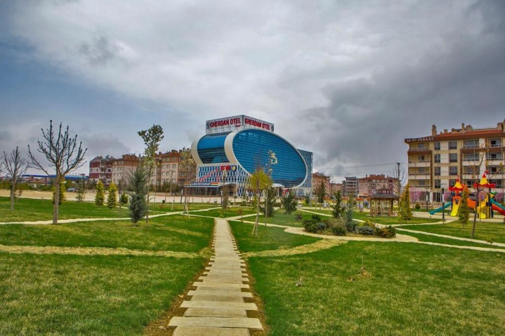 گردان گولد هتل - GHERDAN GOLD OTEL