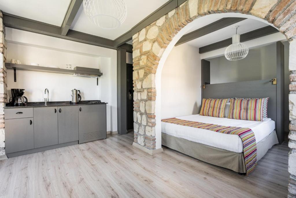 هتل لاوکلی استودیو فلت نیر هادریانز گیت Lovely Studio Flat near Hadrians Gate