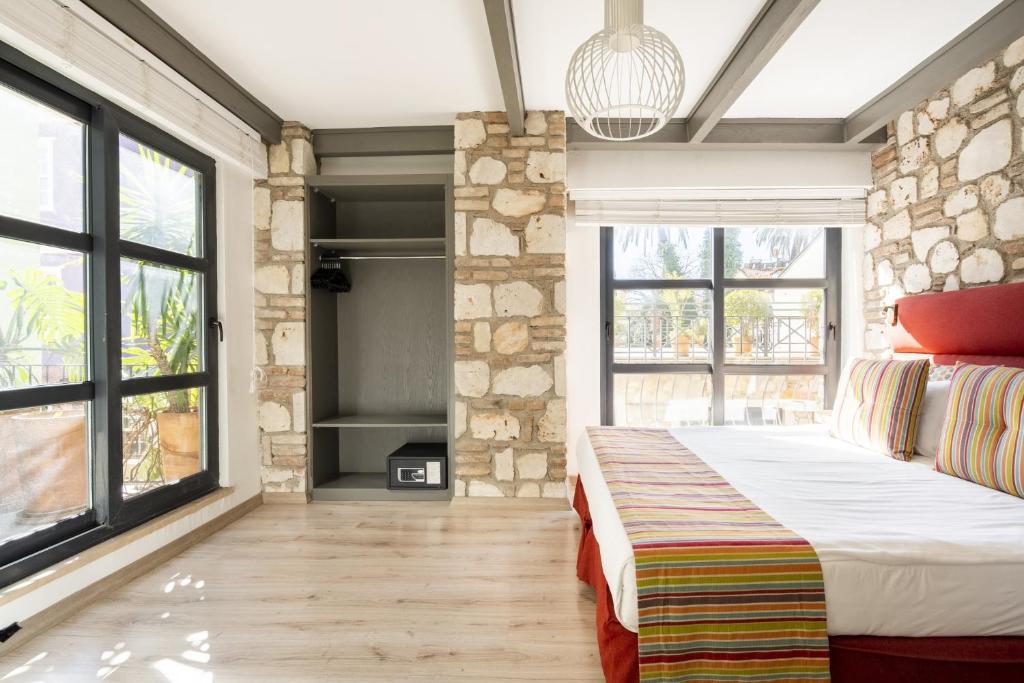 هتل پلزنت فلت نیر هادرینز گیت - Pleasant Flat near Hadrians Gate