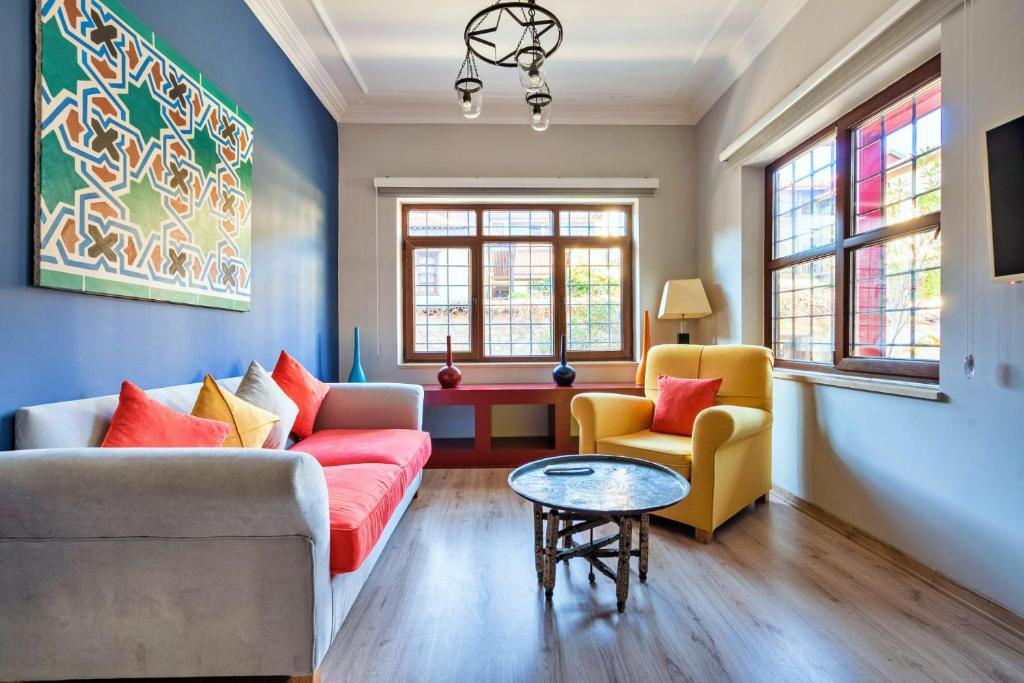 هتل فسنیتینگ فلت نر هادریانز گیت - Fascinating Flat near Hadrians Gate