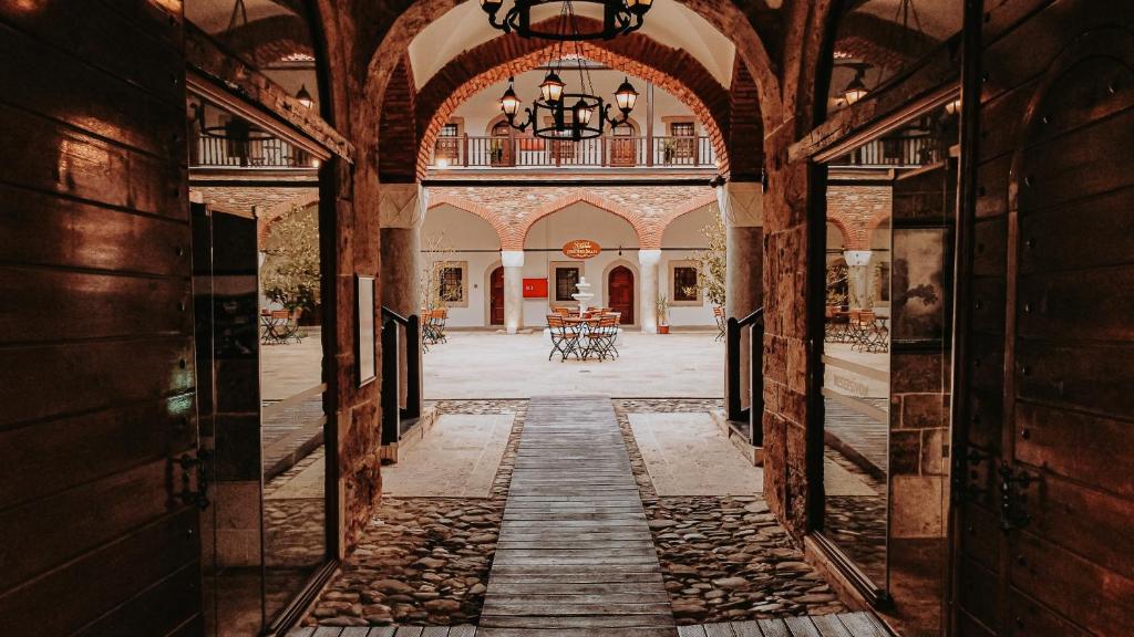 فیبار هتل زینجیریهان - Fibar Hotel Zincirlihan
