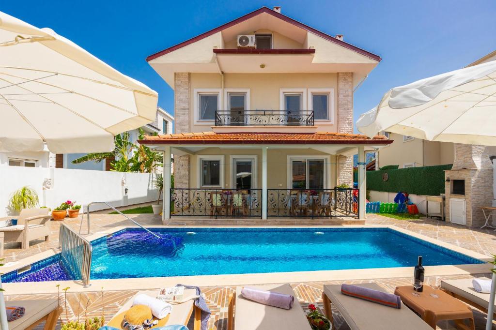 هتل ویلا هی دی Villa Heyday
