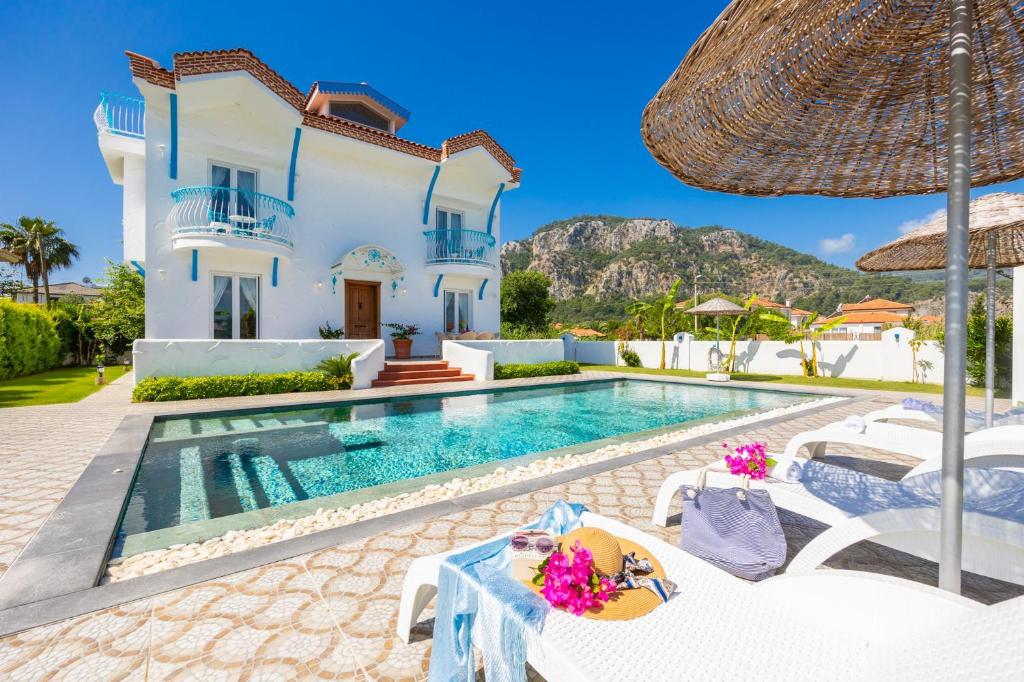 هتل ویلا بلو آیلند Villa Blue Island