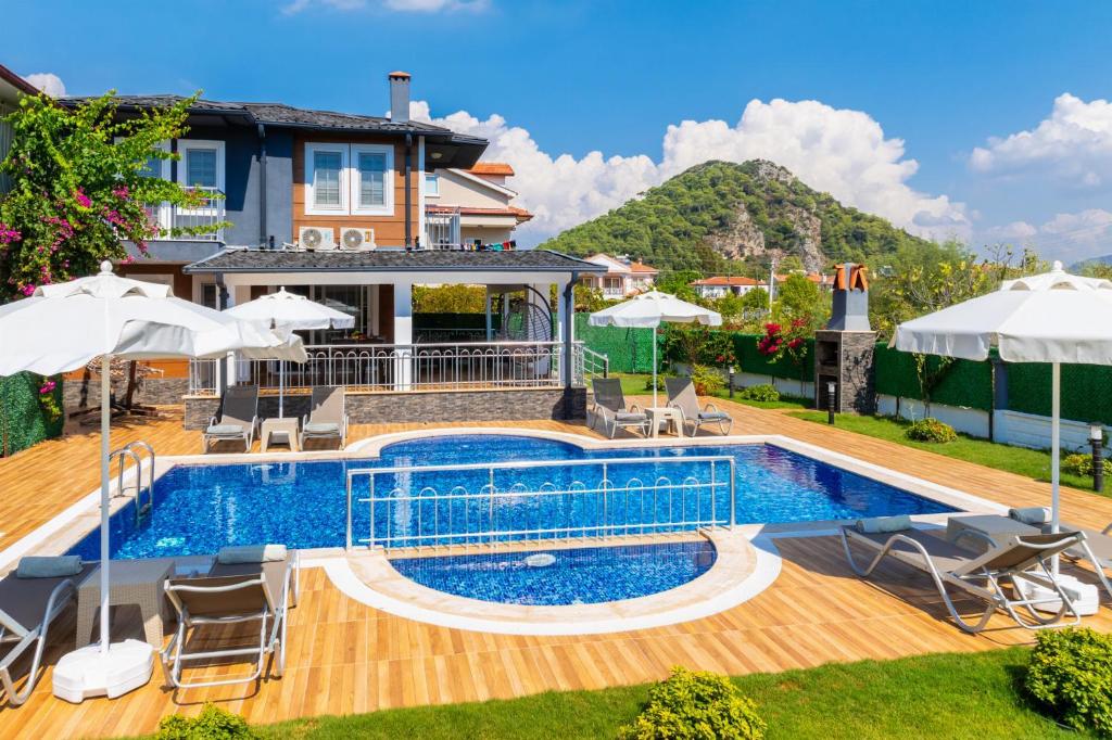 هتل ویلا دلفین Villa Delfin