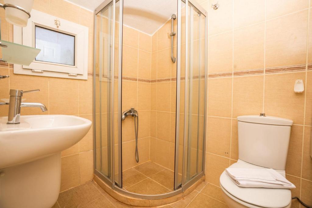 Lovely Flat near Beach with Shared Pool in Kalkan