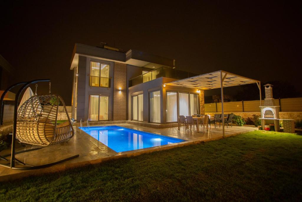 هتل ویلا وورال 2 Villa Vural 2