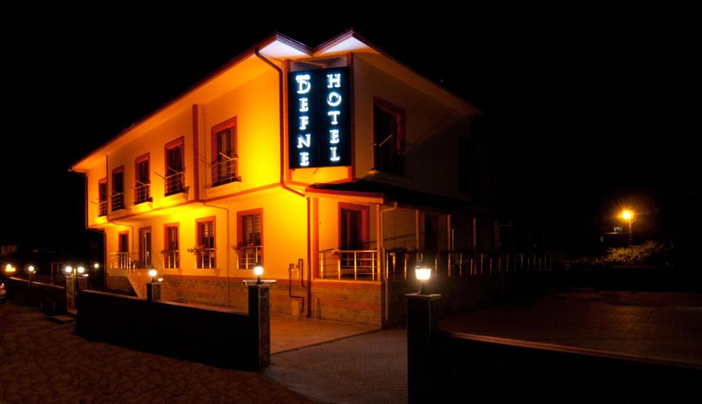 هتل دفنه اوتل - DEFNE OTEL