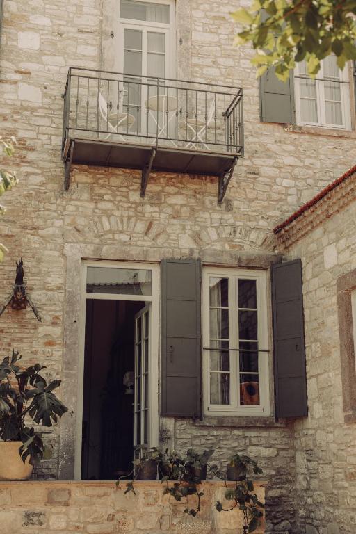 هتل کارگاه اورلا - Karargah Urla