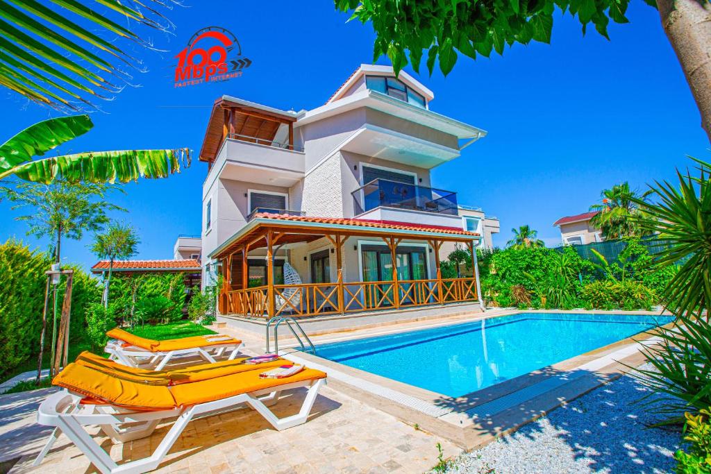هتل پردایس تاون ویلا سیلیون 100 ام بی پی اس فری وای فای Paradise Town Villa Sillyon 100 MBPS free wifi