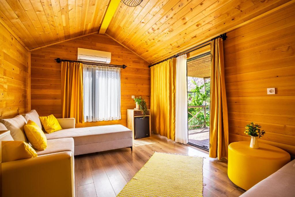 هتل ایزگن بنگلوها - Izgen Bungalows