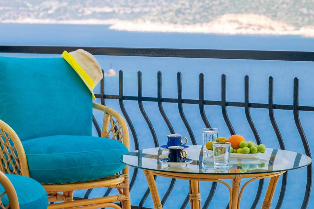 هتل آیشا آپارت سی ویو Aisha Apart Sea View