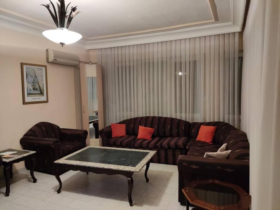 هتل هالی دی هوم هت د کلیوپاترا بیچ ویت ا بالکنی - Holiday Home at the Cleopatra Beach with a Balcony