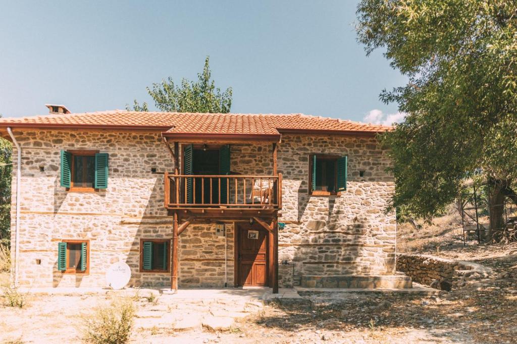 هتل لاولی هاوس این ذ هارت آف نیچر Lovely house in the heart of nature