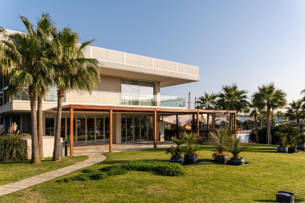 هیدن بی تئوس سیگاچیک هتل، اسپا و رستوران ها - Hiddenbay Teos Sığacık Hotel, Spa and Restaurants
