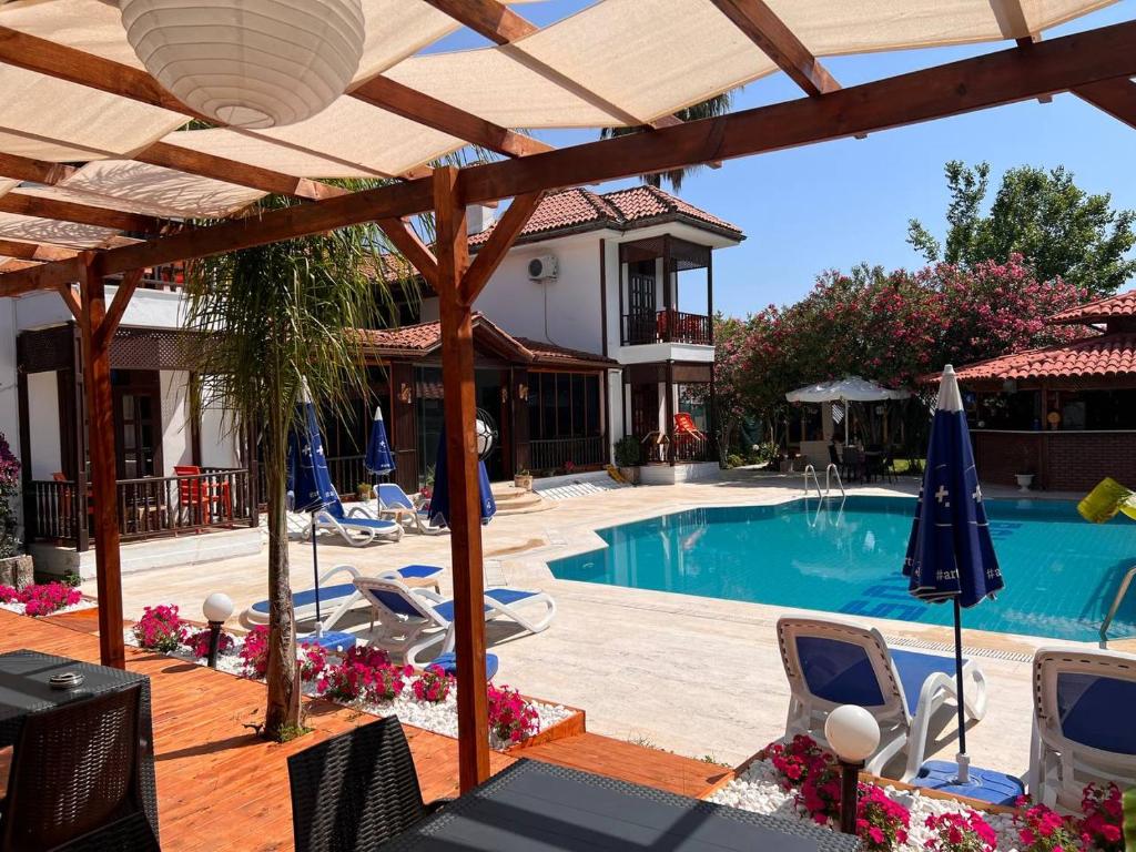 پالما رزا هتل Palma Rosa Hotel