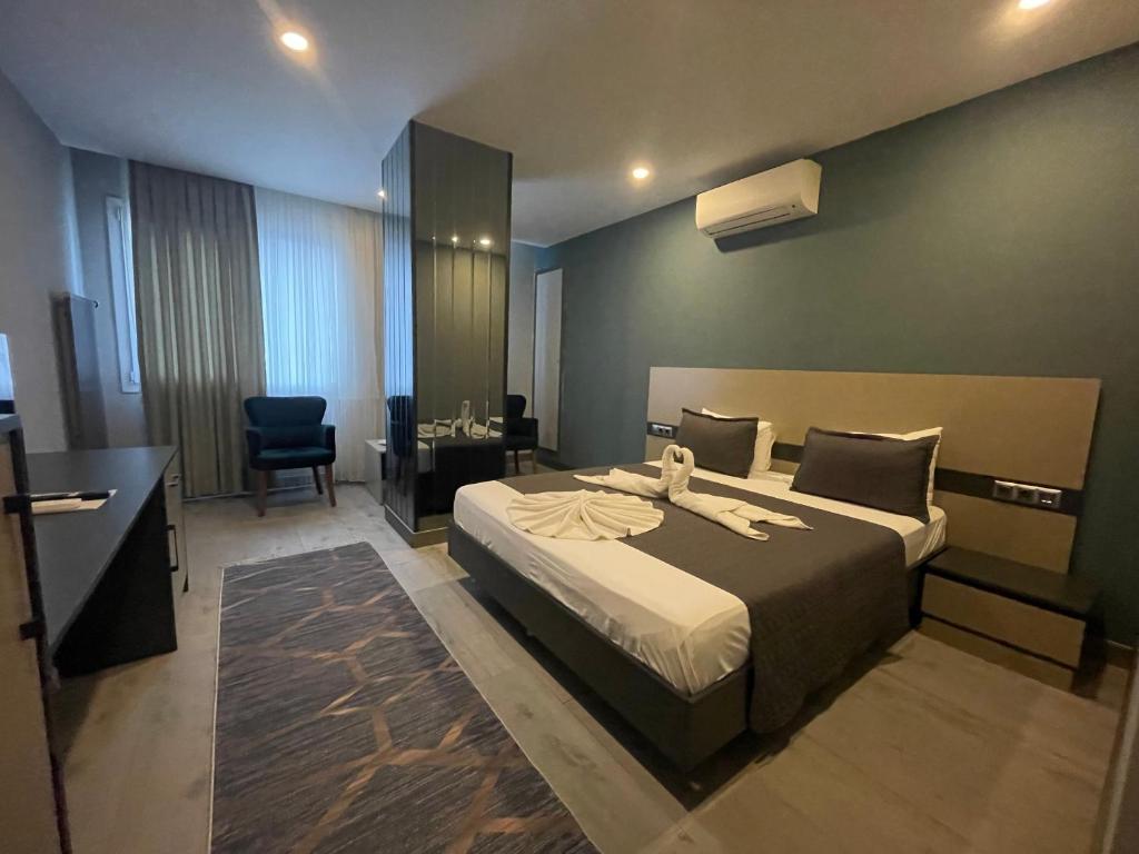 اگورا رویال هتل - AGORA ROYAL HOTEL