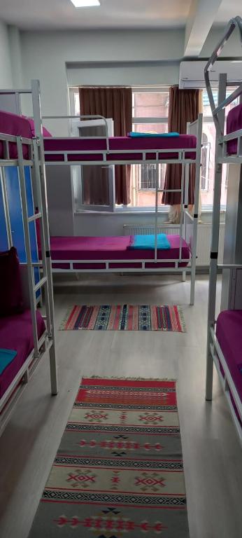 هتل خالیلا هاستل و کافه XALİLA HOSTEL&CAFE