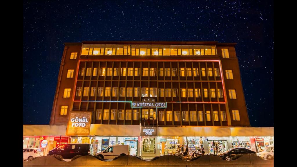 کریستال هتل آدانا - kristal otel adana