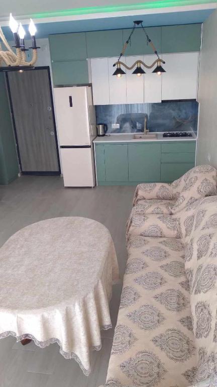 هتل آپارتمنت این آدرس باتومی پوشکینی 182 Apartment in adres Batumi pushkinis 182